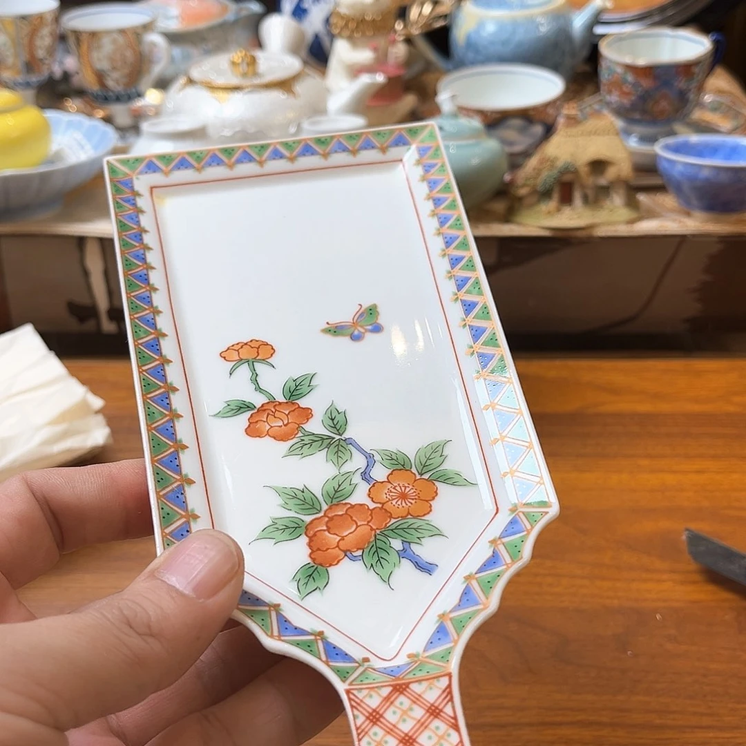 盖碗在家门口看到有条街被卖