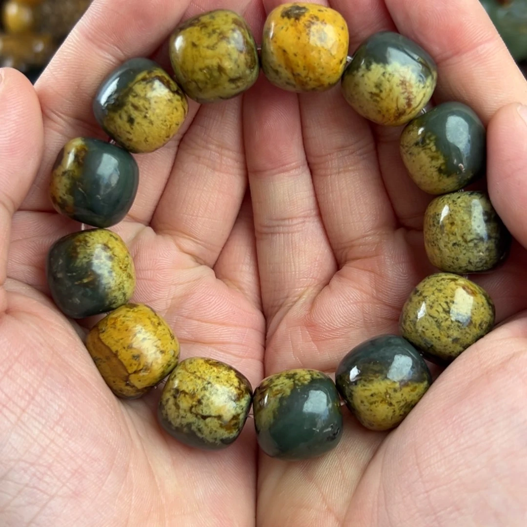 岫岩河磨玉（透闪石质玉）手串未镶嵌诺****支