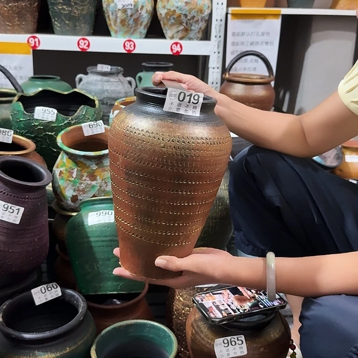 瑕疵金色瓶019高度26口径11