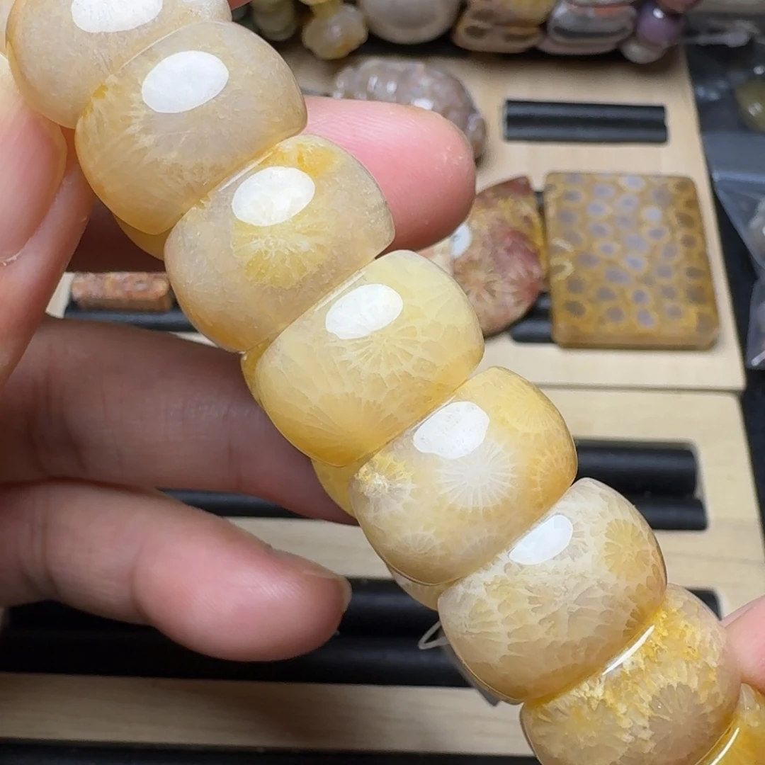 硅化玉未镶嵌纯天然色有机玉石保真惹