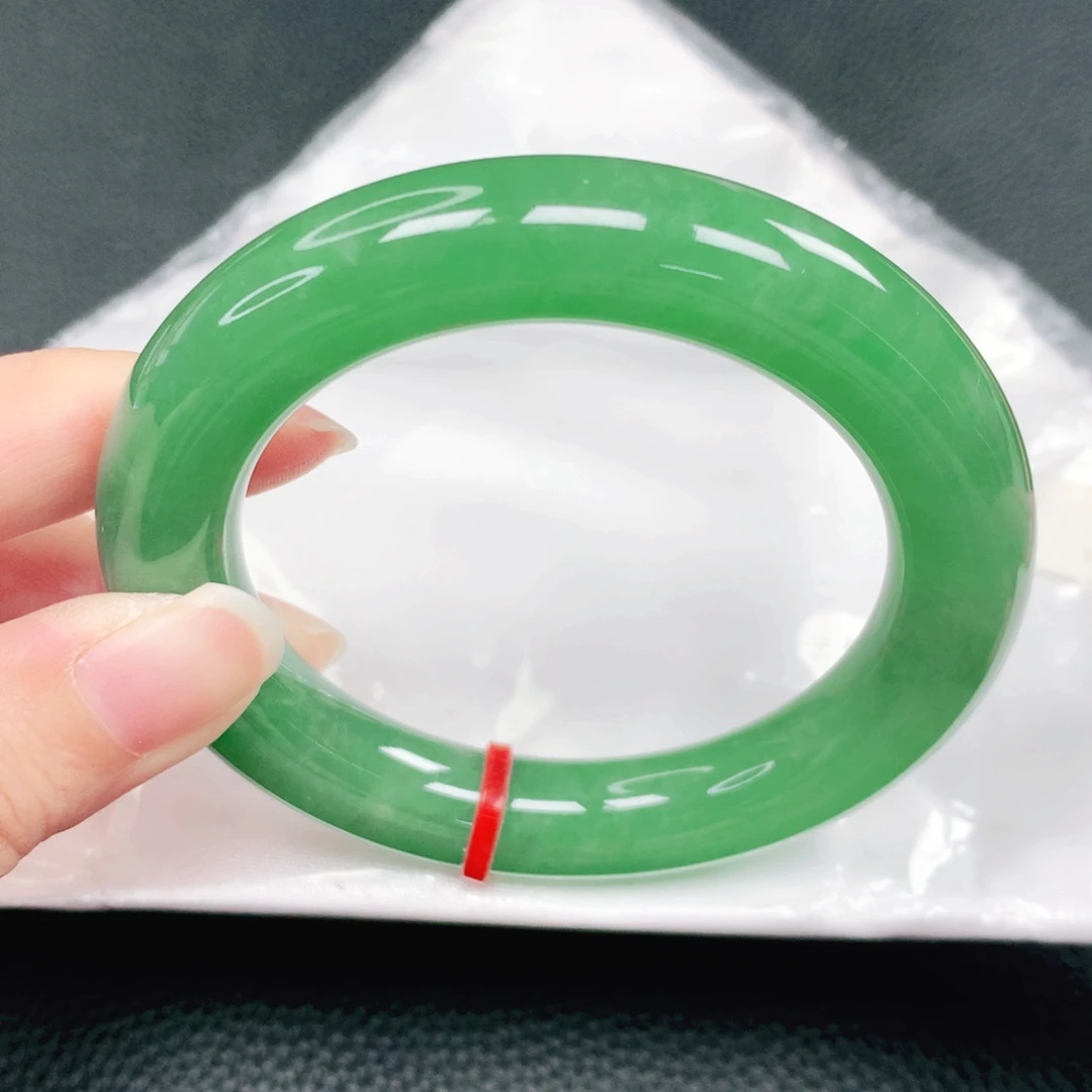 翡翠未镶嵌手镯55圈
