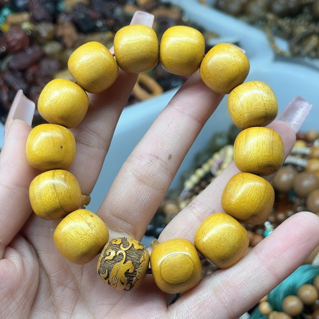 维腊木（绿檀）无事牌