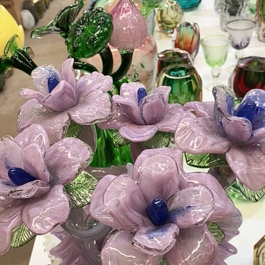 琉璃花瓶高45厘米宽12厘米