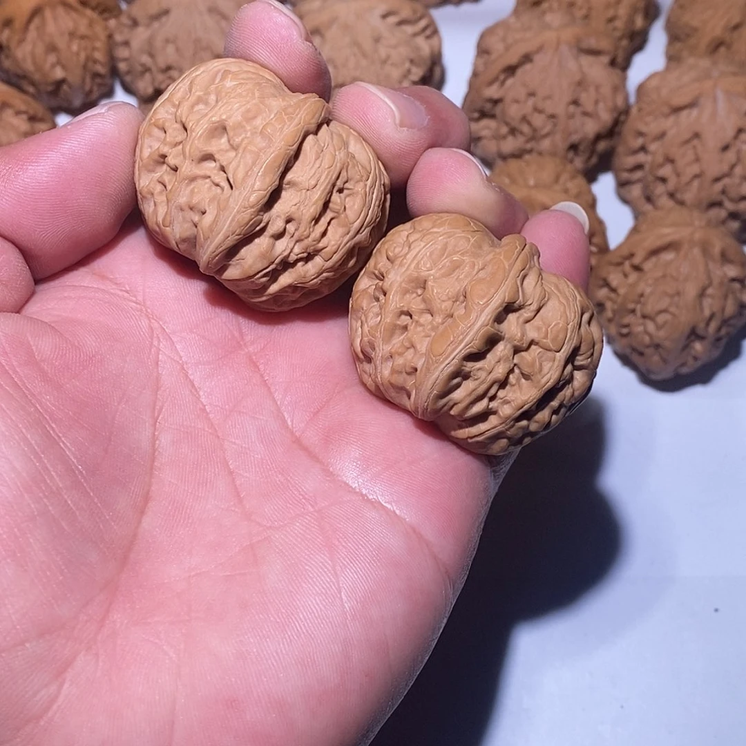 把件文玩核桃任*侠元宝