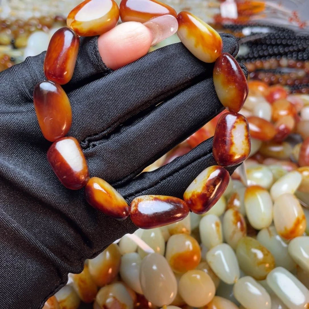 未镶嵌和田玉手链