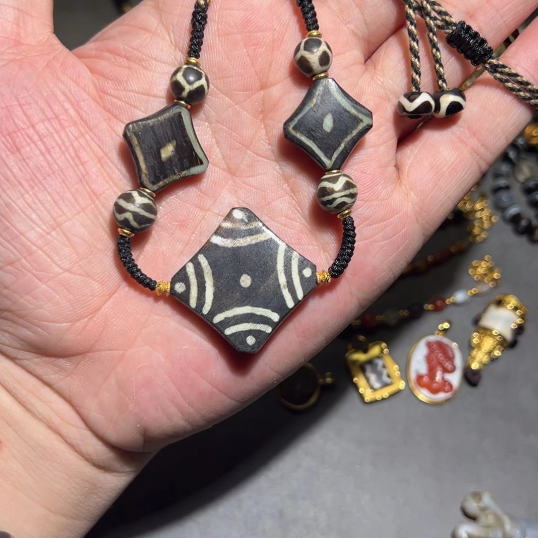 树脂制品邦提克套链