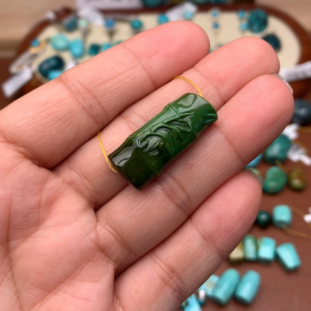 绿松石未镶嵌珠宝奇石