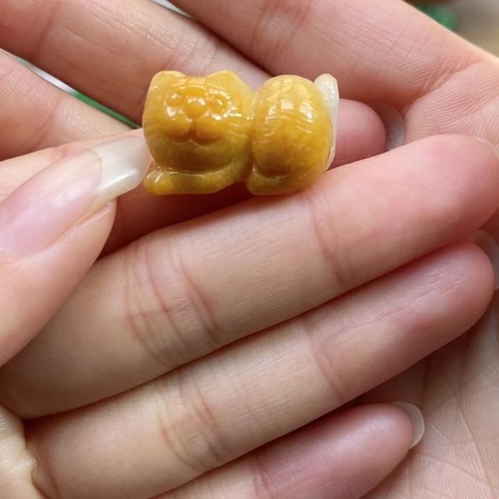 颈饰未镶嵌翡翠吊坠