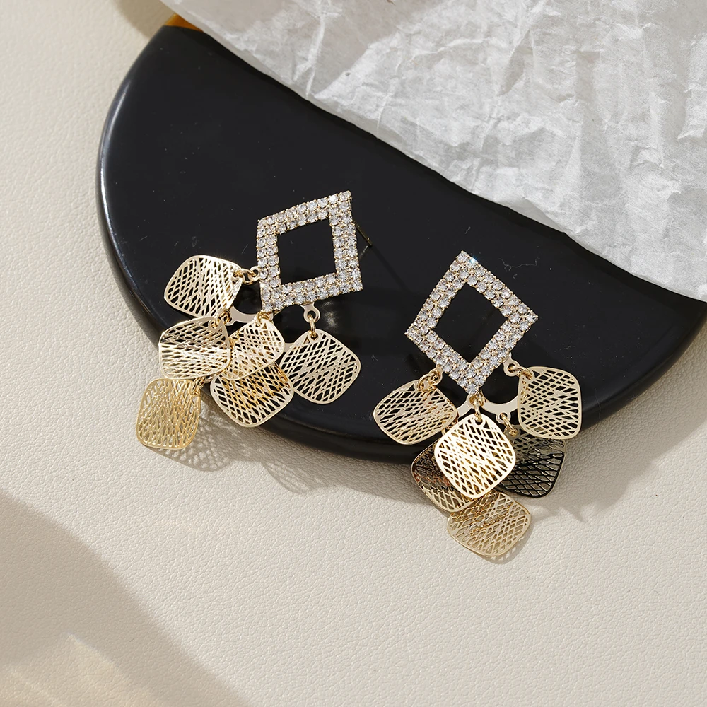 铜合金耳饰 气质轻奢时尚百搭复古法式小众设计感耳环PT0368