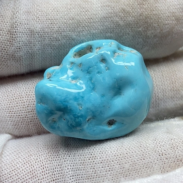 未镶嵌绿松石颈饰