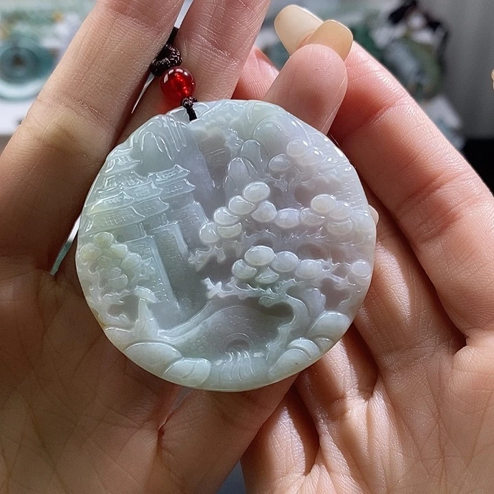 翡翠颈饰未镶嵌翡翠