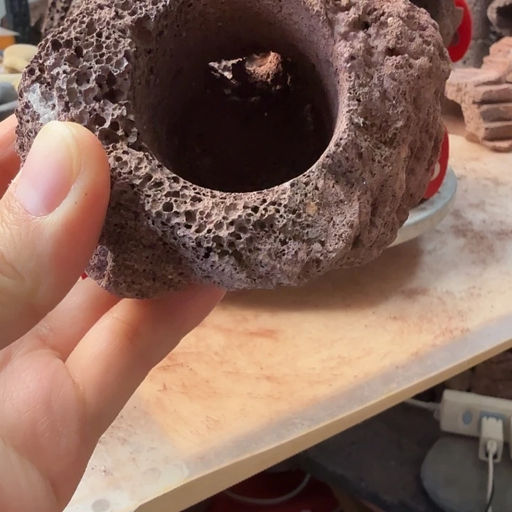 火山石小花盆，微瑕疵，不退不换