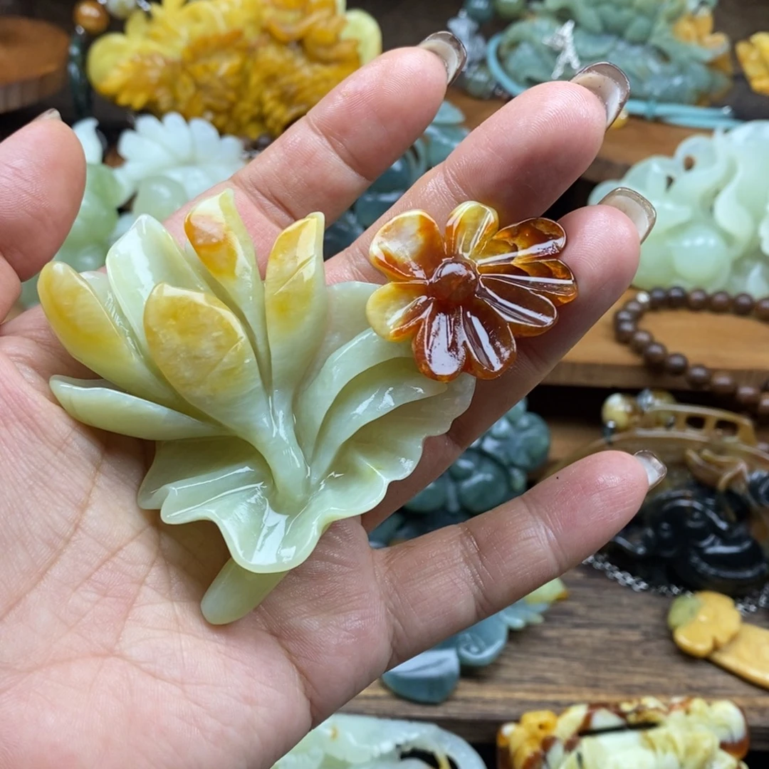 村***爷蛇纹石玉未镶嵌吊坠(赠链)