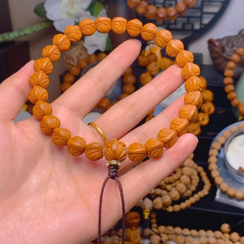 【闪购商品】桃核吊坠月****星龙纹桃核