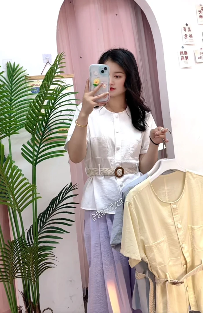 夏季韩系简约通勤百搭显瘦气质小衫