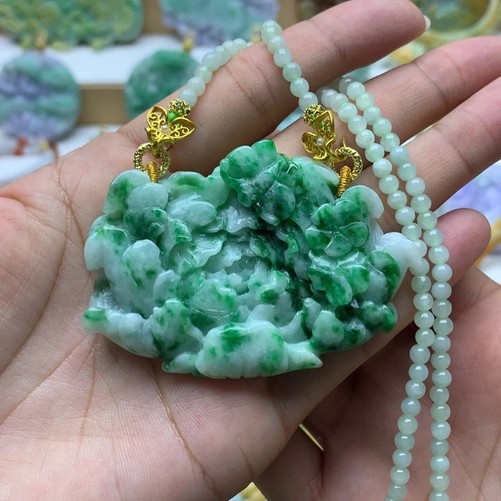 颈饰未镶嵌翡翠翡翠