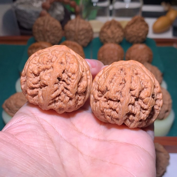 文玩核桃把件平谷粗筋