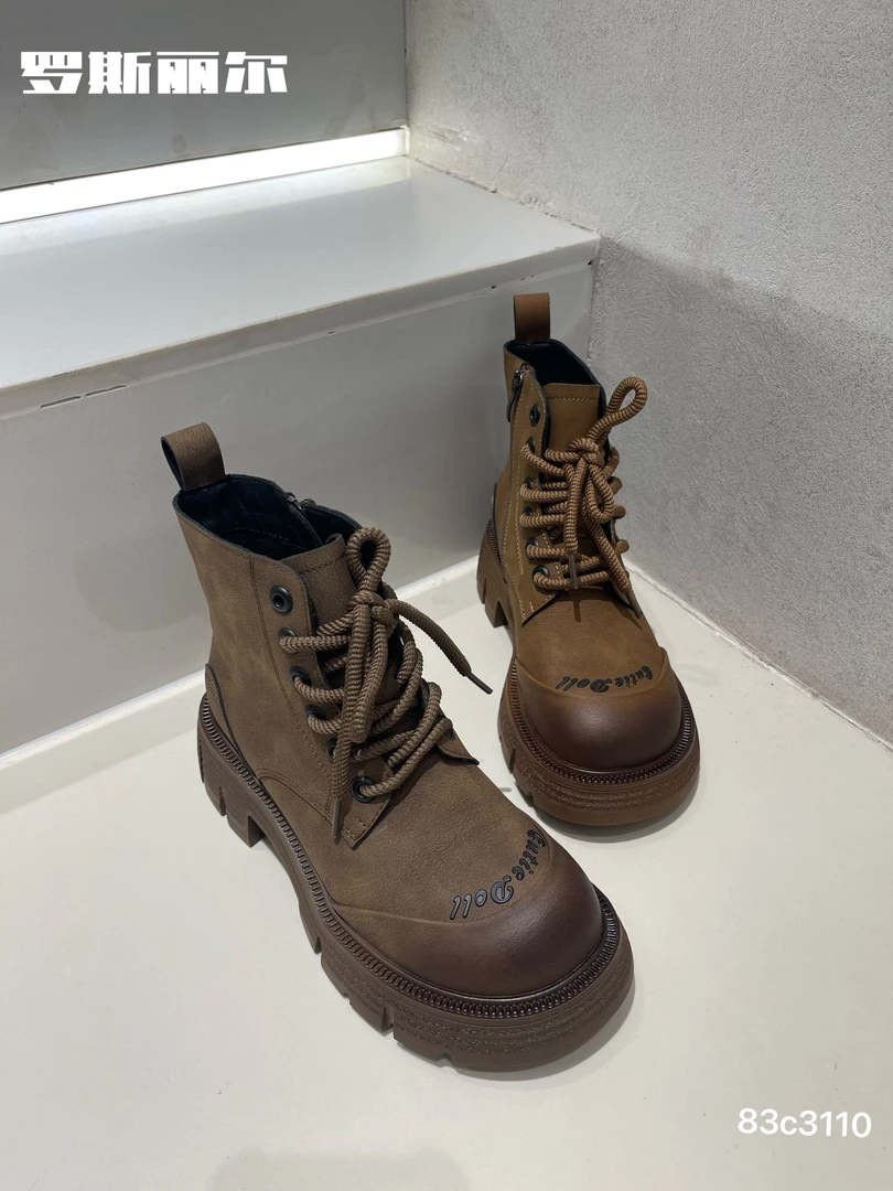 c3110新疆包邮厚底增高全皮字母印花时尚百搭马丁靴