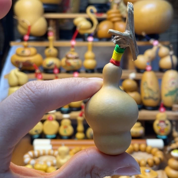 V**7天然葫芦自然生长V