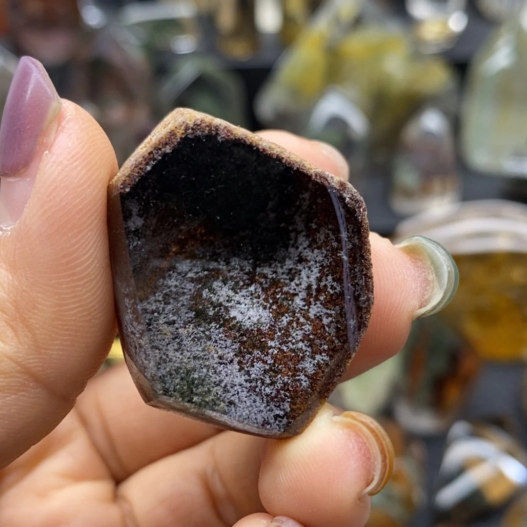 未镶嵌水晶珠宝半成品