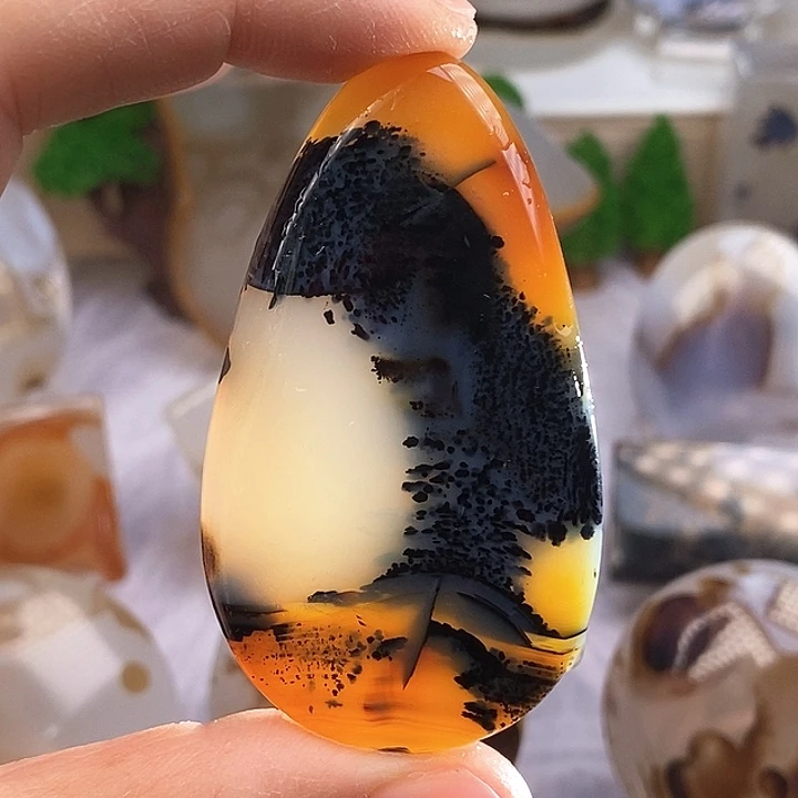 玛瑙/玉髓颈饰未镶嵌