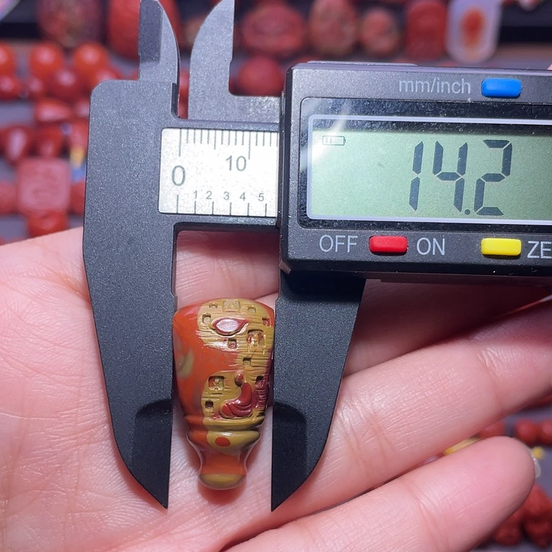 南红玛瑙未镶嵌配饰