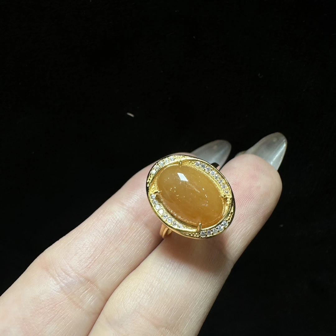 和田玉戒指 约13x10x4mm