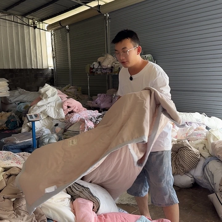 羊羔毛一米八空调被棉感