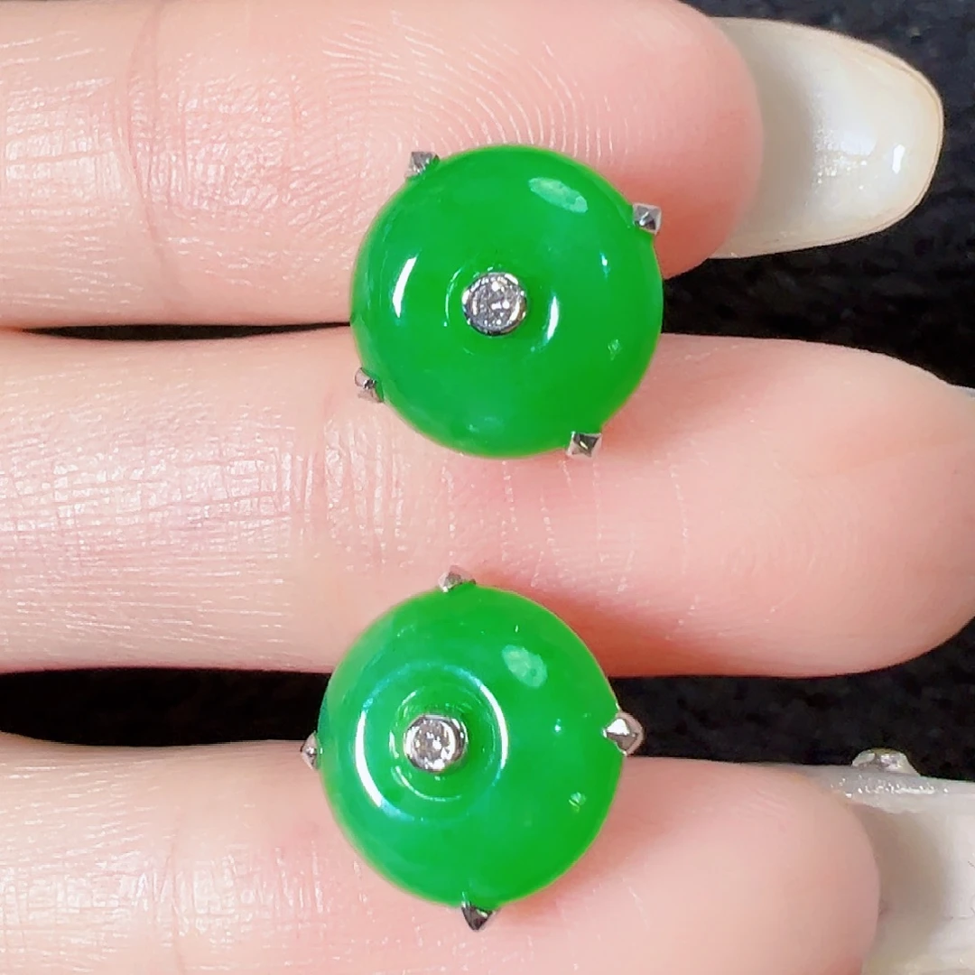 翡翠18K金镶嵌耳饰签收后24小时鉴赏期，过时不退