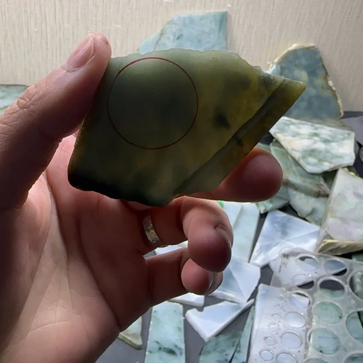 翡翠未镶嵌颈饰纯天然缅甸翡翠