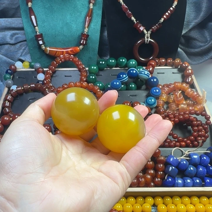 未镶嵌双球玛瑙/玉髓