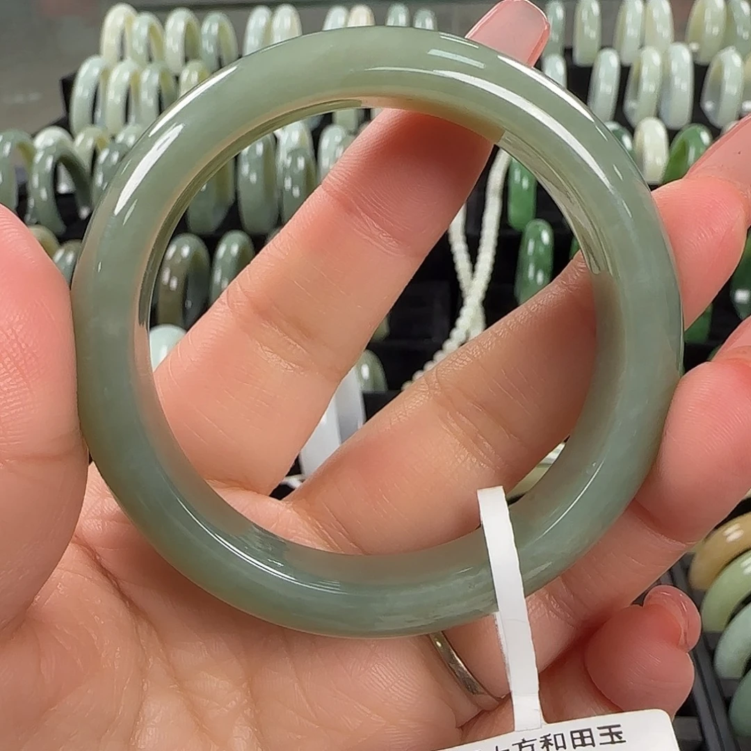 和田玉未镶嵌手镯54.3