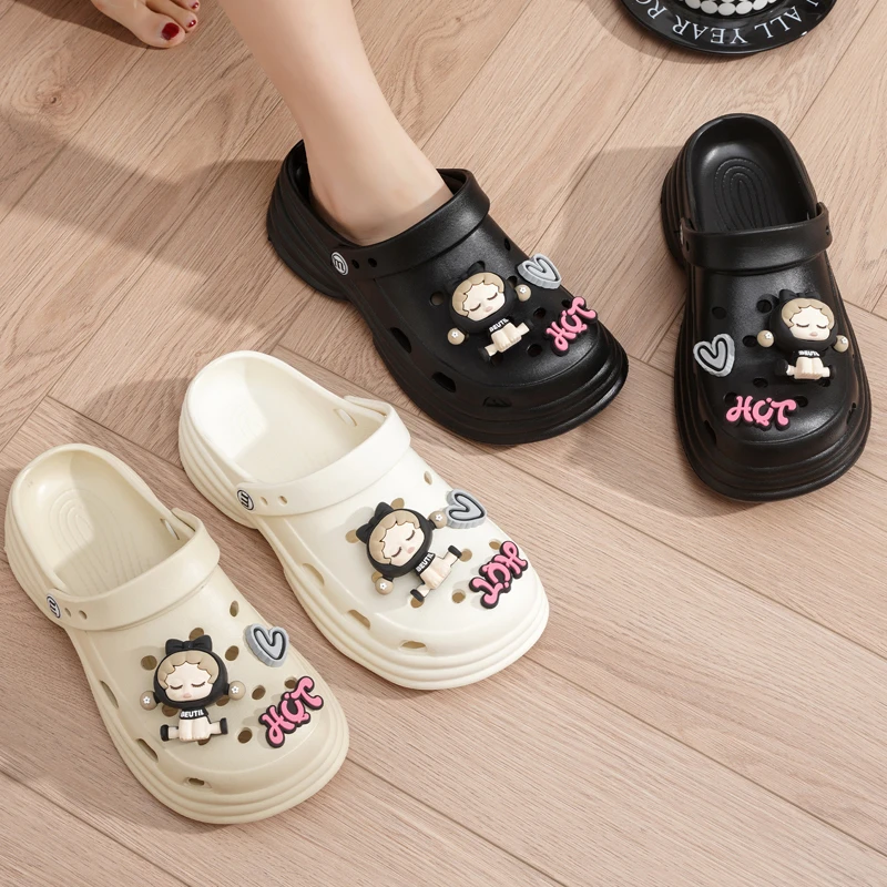 2025加厚包头增高软底凉拖鞋夏季小煤球防臭洞洞鞋ins卡通防滑