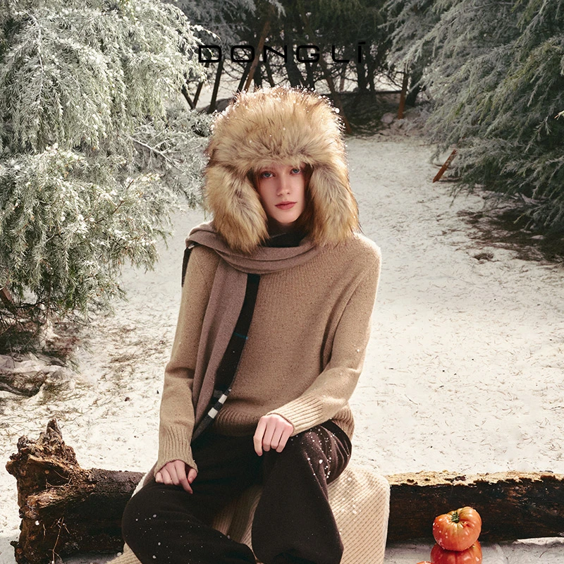 东黎 山羊绒 童心未远-香草曲奇 流光风女士秋冬螺纹圆领套衫5638