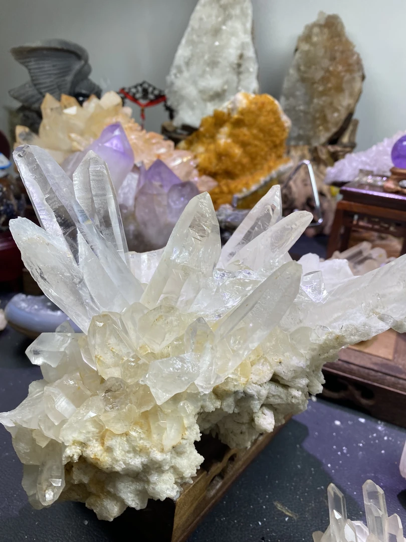 白水晶簇摆件 矿标 白皮透体中式玄关书房摆件桌面挂手链消磁