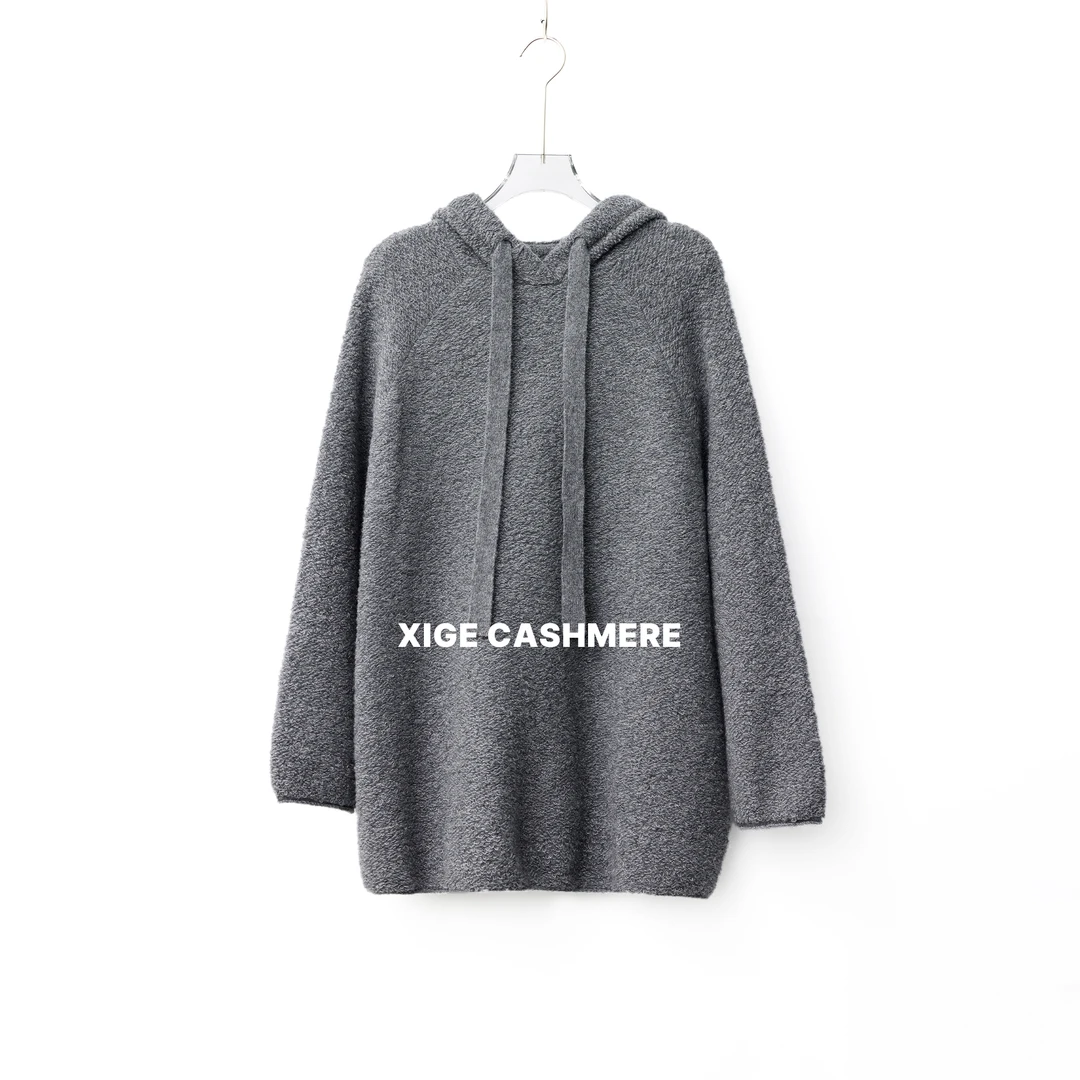 沿海【云朵慕斯·大】喜歌 女士秋冬长袖连帽蚕丝羊绒套头衫 8155