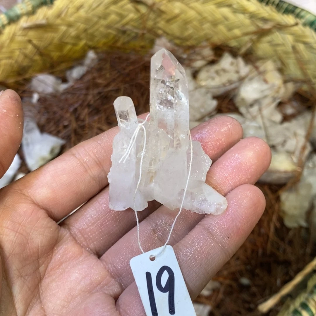 水晶原石摆件未镶嵌水晶