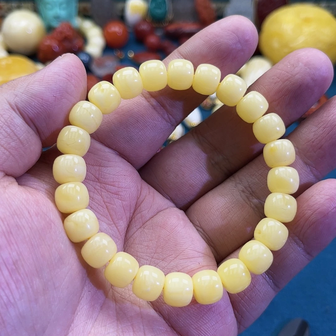 阳***光琥珀未镶嵌珠宝奇石103