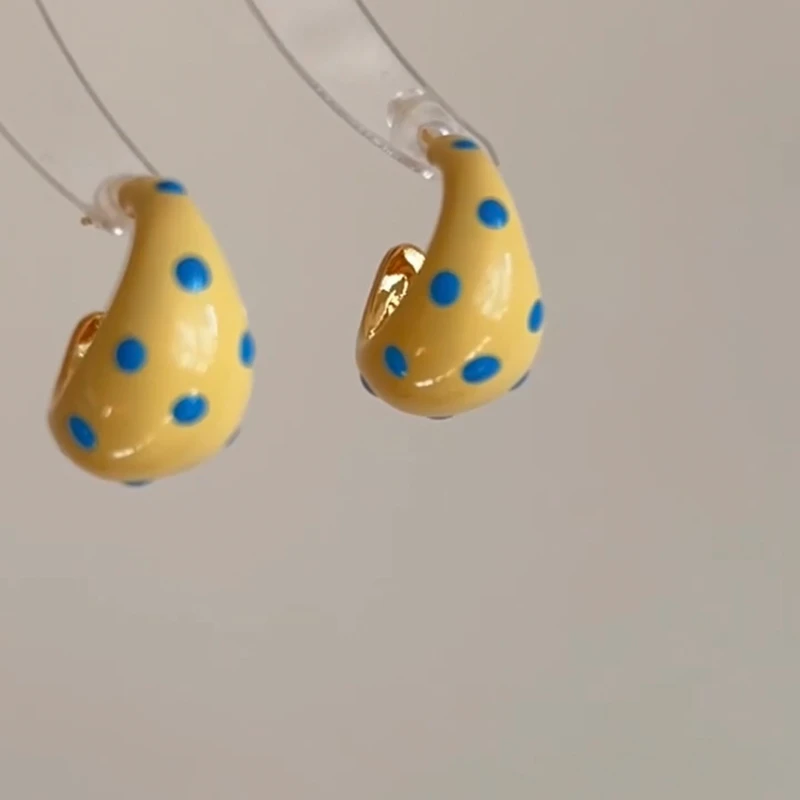 铜合金耳饰 奶黄波点滴釉半圈耳环复古小清新轻奢气质高级感耳饰