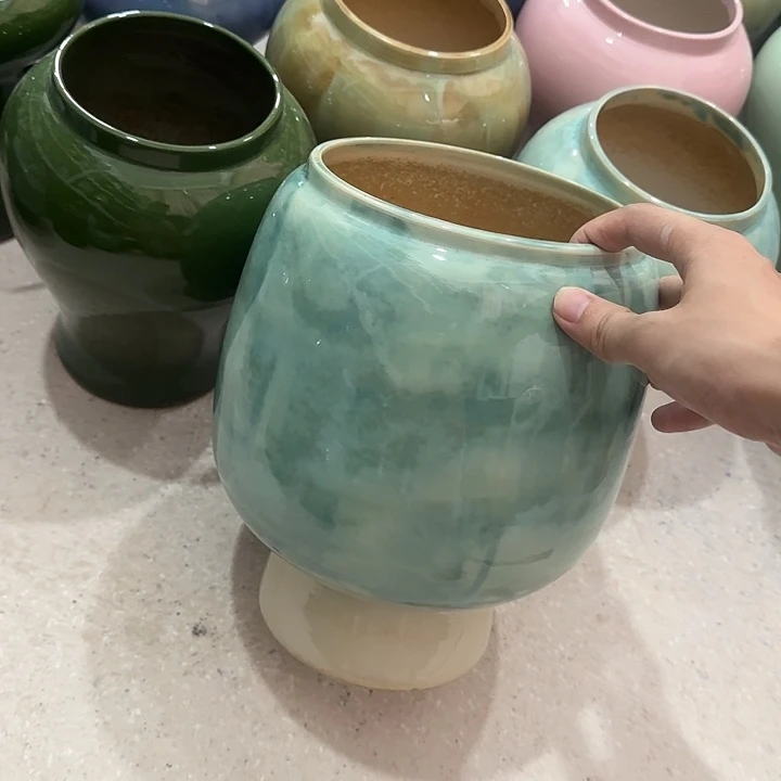 白泥花盆微瑕有孔