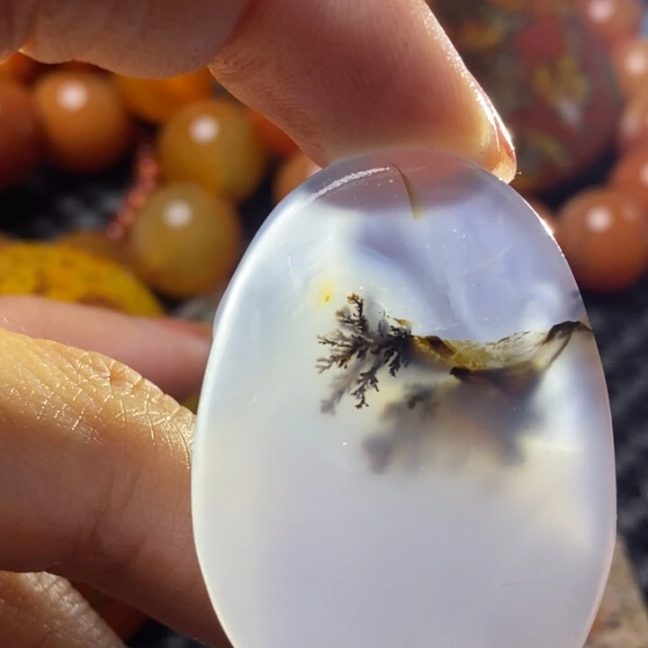 玛瑙/玉髓颈饰未镶嵌