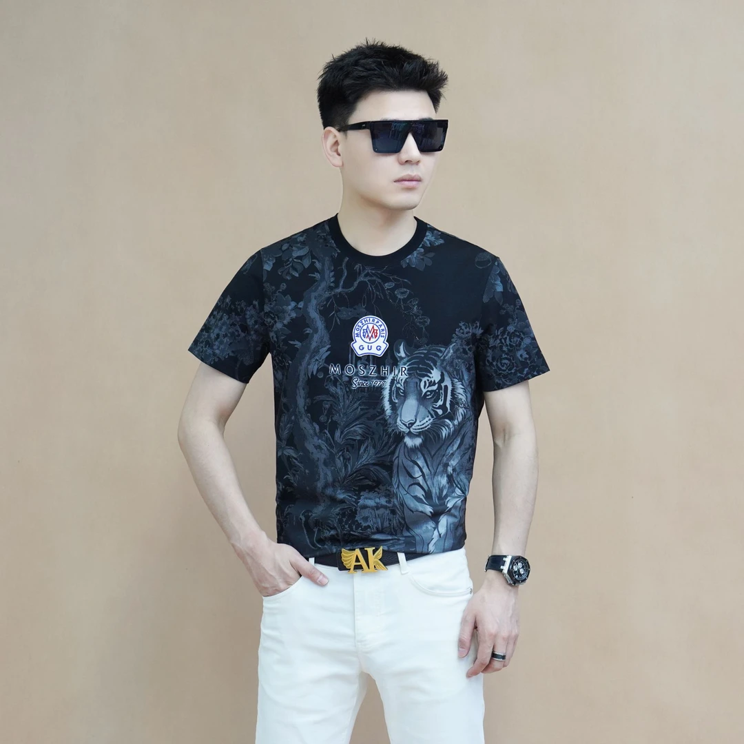 2025夏季男士重工印花圆领t恤休闲百搭时尚薄款透气潮流烫钻短袖