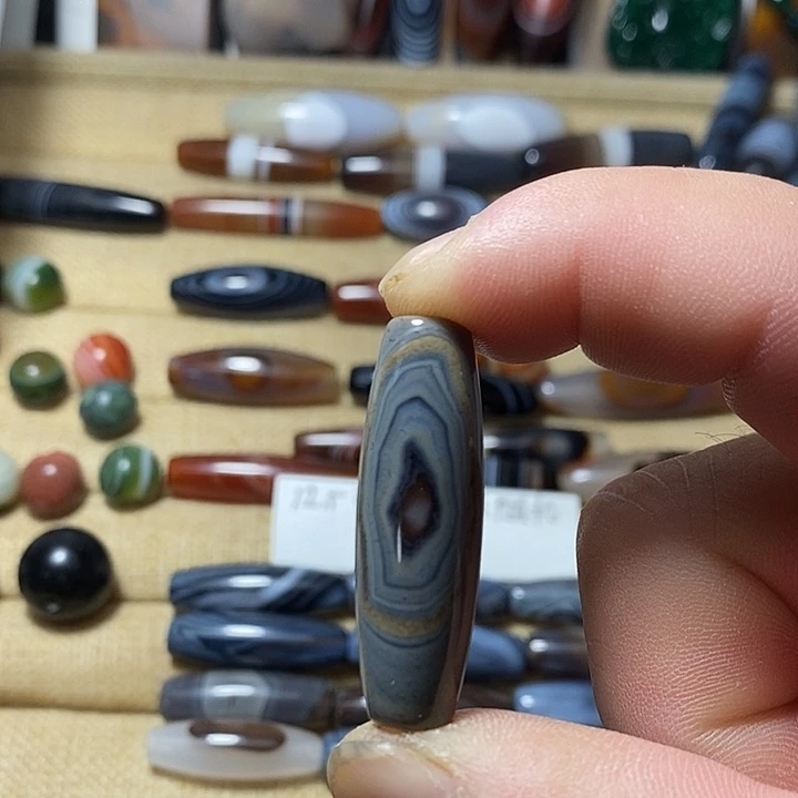 玛瑙/玉髓合金颈饰