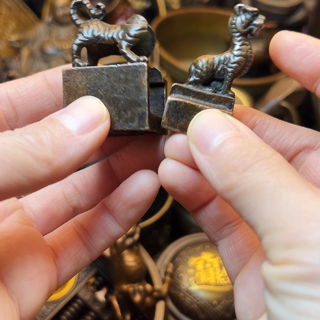 精美铜器工艺品等