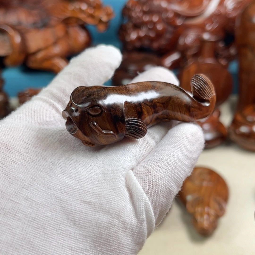 把件黄花梨/降香黄檀鱼