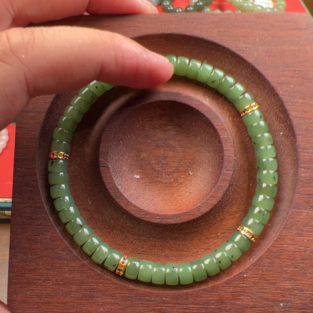 和田玉未镶嵌吊坠(不含链)