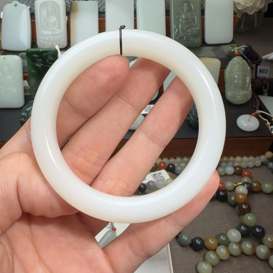 和田玉手镯未镶嵌7*