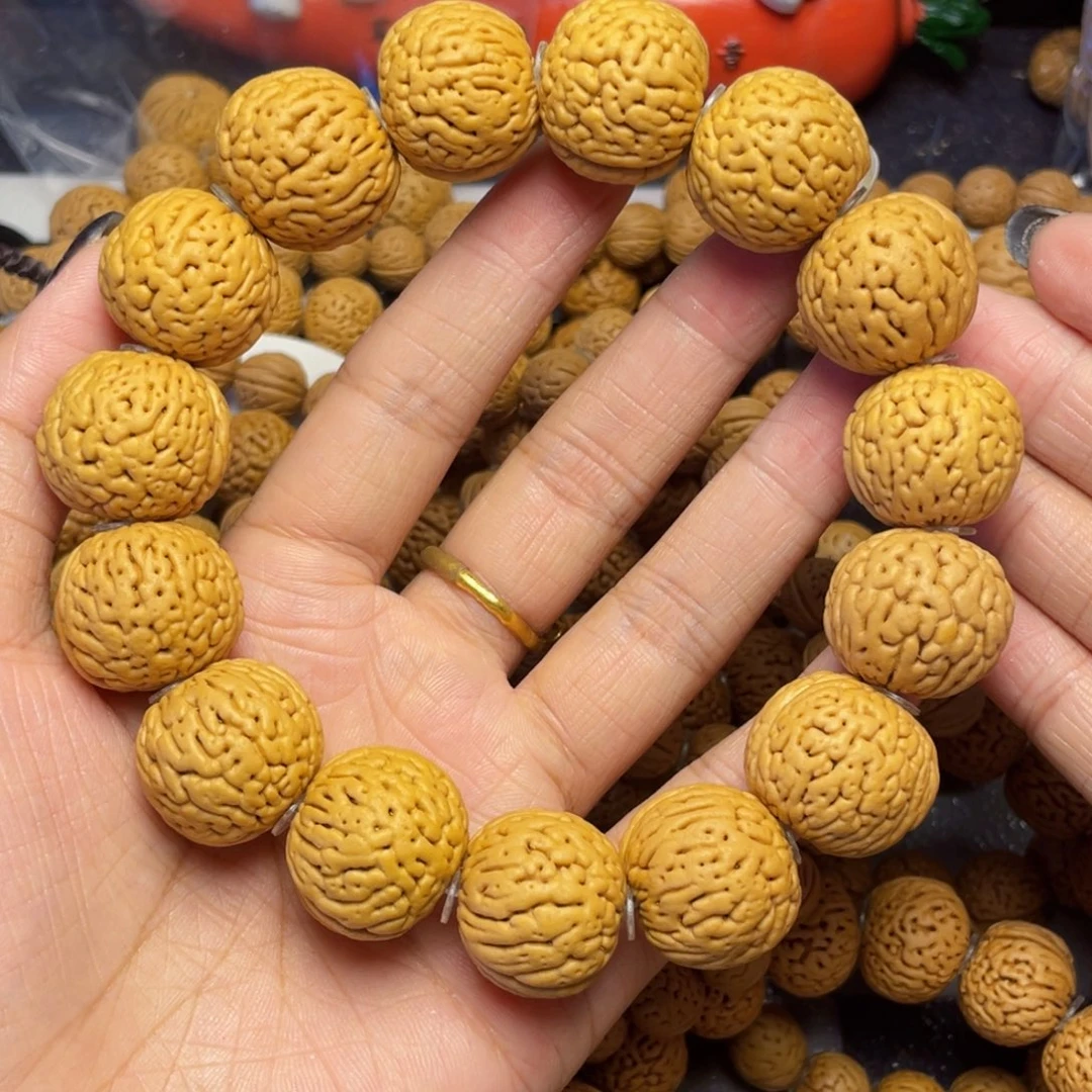 桃核手串小**?21白月光手串