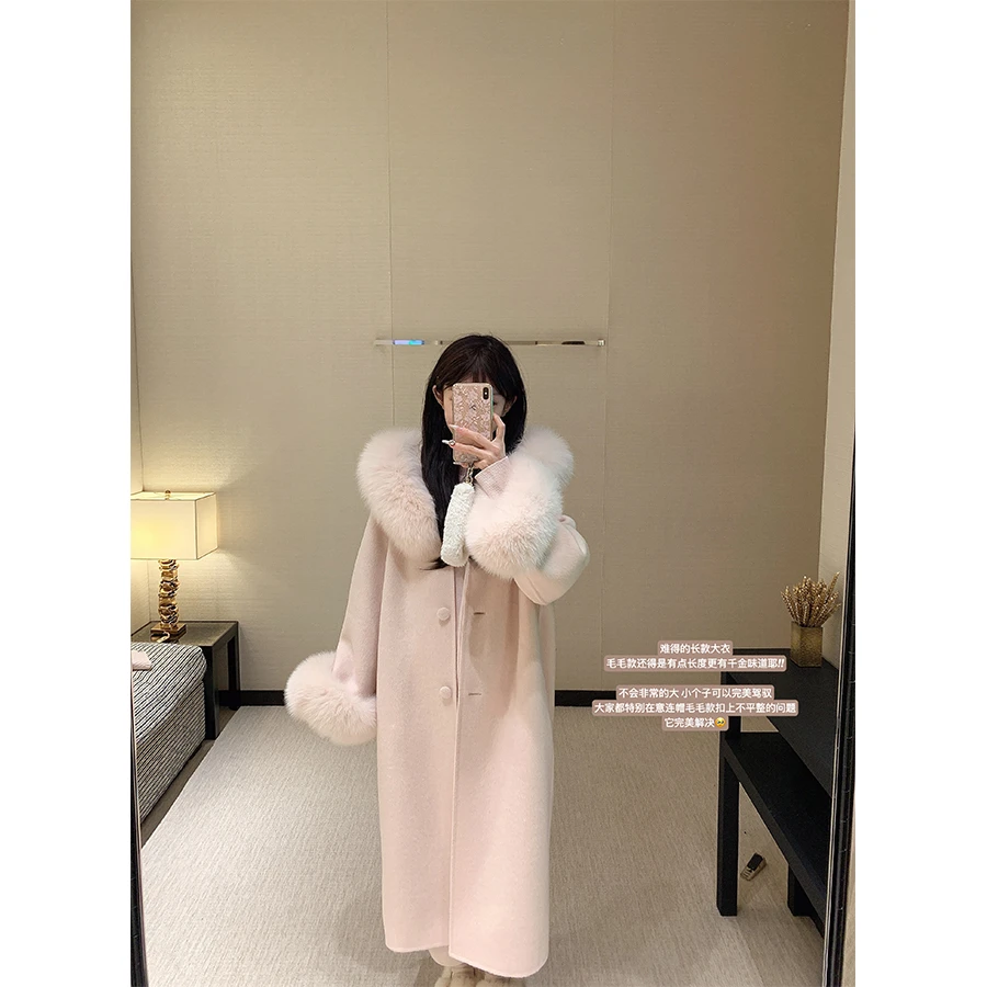 金蘑菇菇 朝朝暮暮 / 我的过年战袍 氛围系狐狸毛领大衣