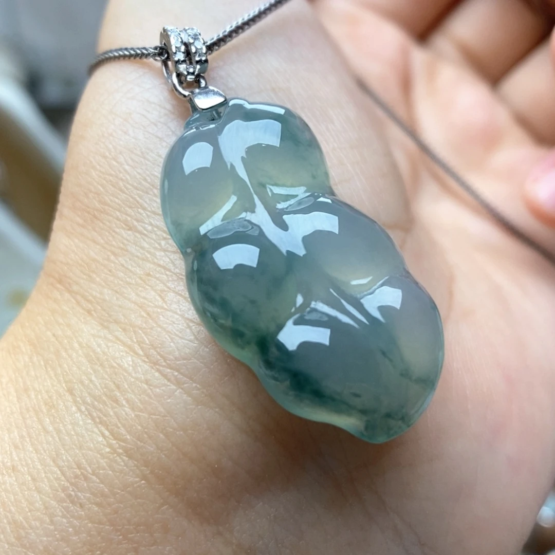 【闪购商品】颈饰银S925镶嵌翡翠18